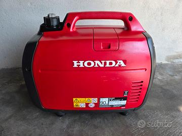 GENERATORE HONDA  EU 22I
