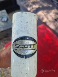 telaio in fibra di carbonio Scott