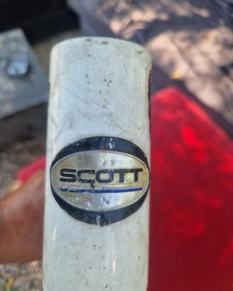 telaio in fibra di carbonio Scott