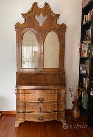 MOBILE ANTICO CON RIBALTINA
