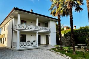 Villotta di Chions Centro - Intero stabile con d