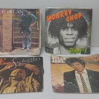 4 Dischi in vinile a 45 giri anni 70/80