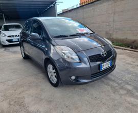 Toyota Yaris 1.3 5 porte Sol