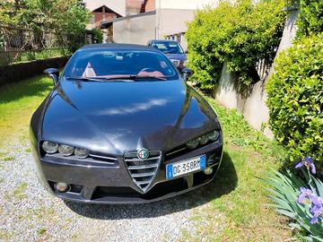 Alfa Romeo Spider 2400 jtd