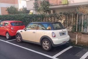 Mini one anno 2012 184000 km