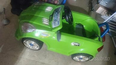 auto a batteria