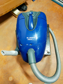 Aspirapolvere a traino