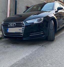 AUDI A4 5ª serie - 2017