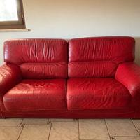 Divani in pelle rossa