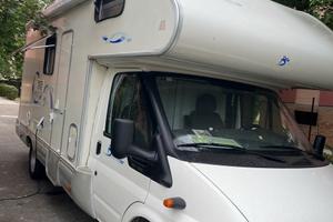Camper sei posti super accessoriato