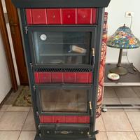 Stufa a legna Wekos con forno
