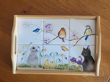 Vassoio legno e piastrelle ceramica decorate a man