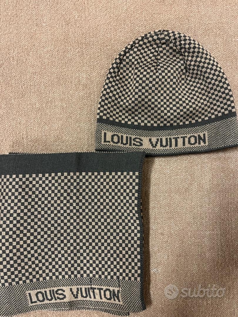 Louis Vuitton Set sciarpa e cappello