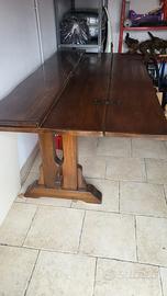 Tavolo a libro arte povera