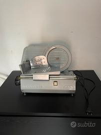 Affettatrice funzionante