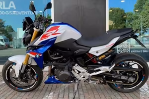 BMW F 900 R Abs