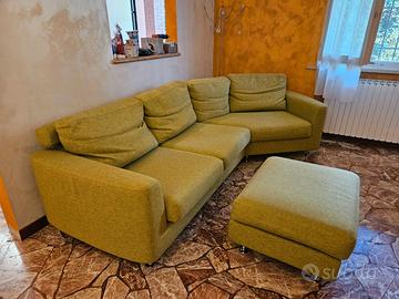 DIVANO AD ANGOLO