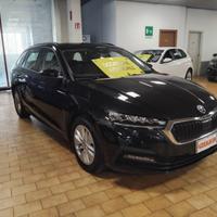 SKODA Octavia 2.0 TDI EVO SCR DSG Wagon Executiv