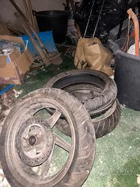 Cerchi aprilia sr 50