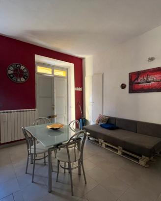 Buti bilocale arredato euro 620,00