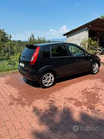 Ford Fiesta 1.4 tdi NEOPATENTATI