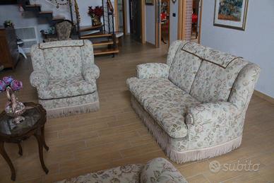 divano e poltrona