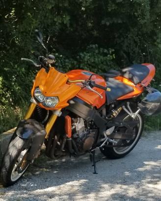  Honda CBR 900RR Fireblade