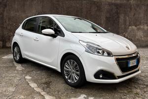 Peugeot 208 1.2