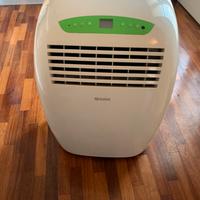 Condizionatore portatile Olimpia + presa smart