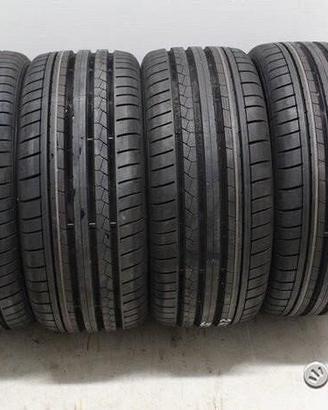 4 gomme usate 235 45 20continental