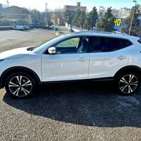 Nissan Qashqai 1.3 DIG-T 140 CV N-Connecta