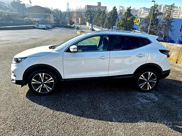 Nissan Qashqai 1.3 DIG-T 140 CV N-Connecta