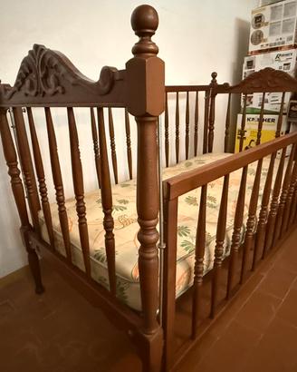 Lettino per bambini vintage