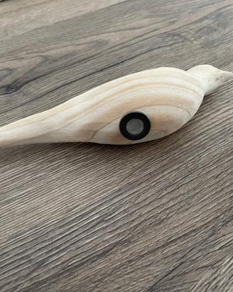 Uccellino fatto a mano in legno