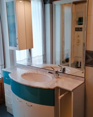 Mobile bagno bicolore  legno e marmo 
