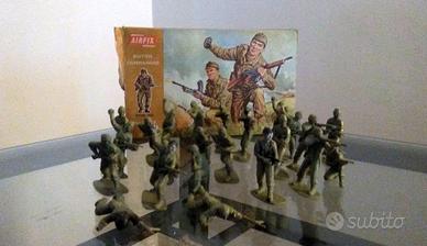 soldatini Airfix 1970 scala 1/32