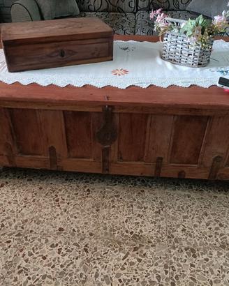 cassapanca in legno massello