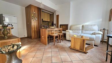 CASA SEMINDIPENDENTE A VERONA