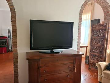 Tv LG full HD 47 pollici