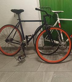 scatto fisso/single sleed