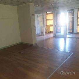 Immobile di 300 m² a Rubano