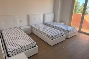 Stanze in appartamento ad uso transitorio;