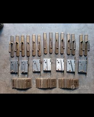 Una coppia di maniglie vintage