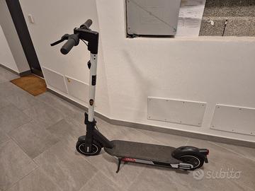monopattino segway audi