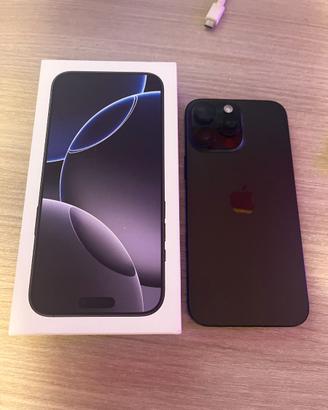 iPhone 16 Pro Max 256 GB in condizioni eccelenti
