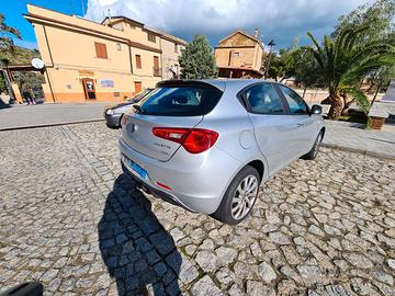 Alfa Romeo Giulietta 1.6 120cv TCT - 2020