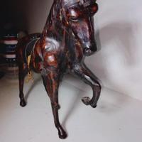 Cavallo in pelle secolo XIX