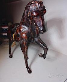 Cavallo in pelle secolo XIX