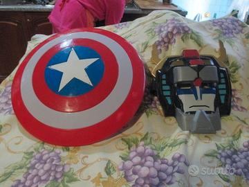 1scudo di Capitan America+1mascher di robot(E 2cad