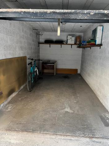 Garage in via Turati 72 - zona Cesure